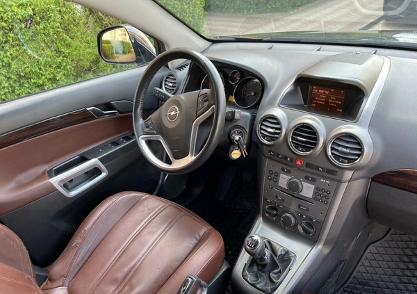 Opel Antara cena 16900 przebieg: 189000, rok produkcji 2007 z Gdynia małe 781